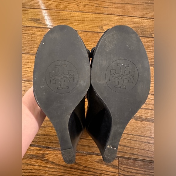 Gently used Tory Burch black open toe wedges, Sz 9 - Picture 8 of 8